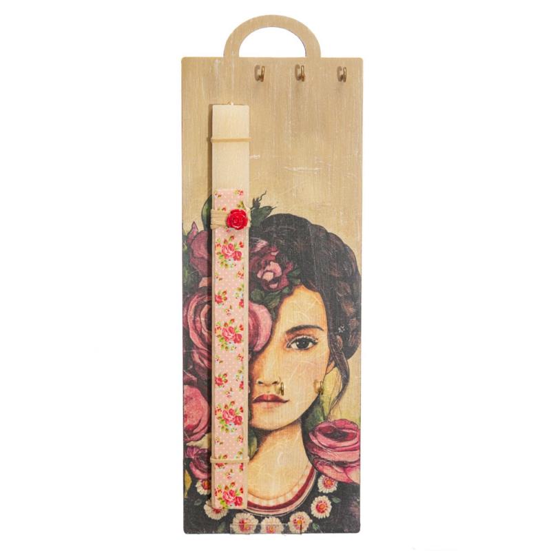 Λαμπάδα κοπέλα χειροποίητη αρωματική σε ξύλινη βάση κοσμημάτων λευκή/ροζ 39x13.5cm