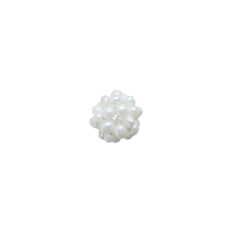 Καλαθάκι πλεκτό με λευκά μαργαριτάρια - M120891
