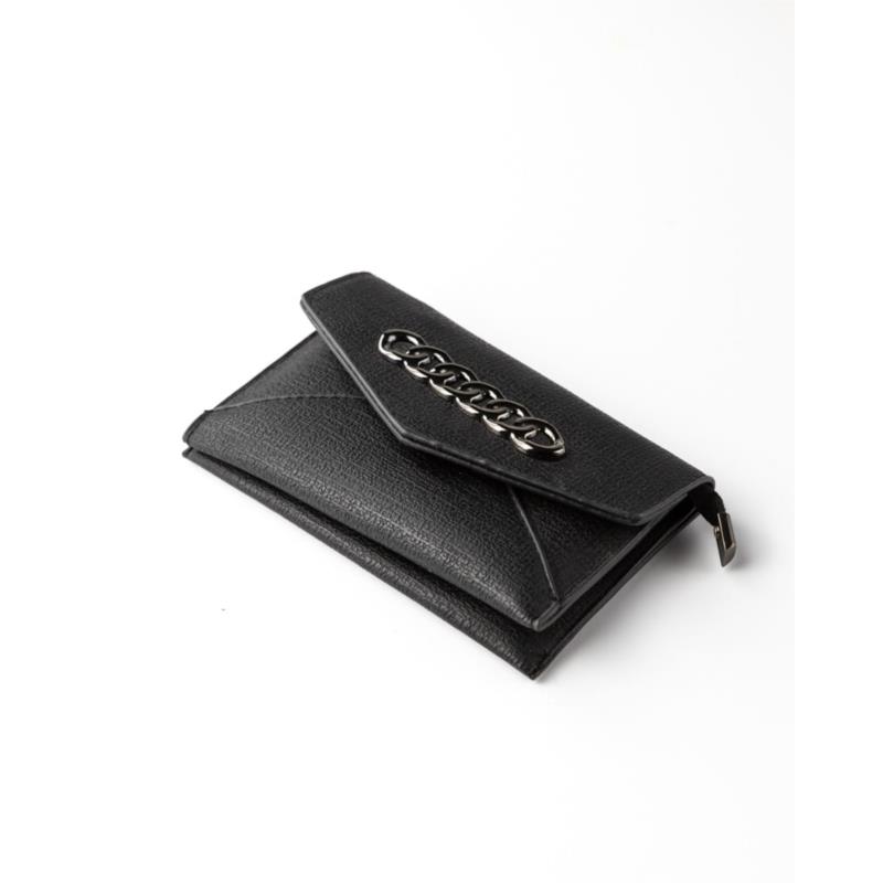 Γυναικείο πορτοφόλι μαύρο με μεταλλικό σχέδιο 100% δερματίνη