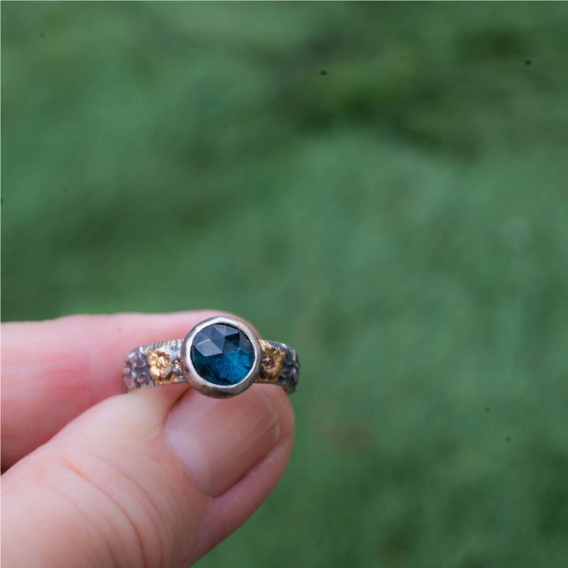 Δαχτυλίδι σε ασήμι 925 με Μπλε πέτρα Κυανίτη