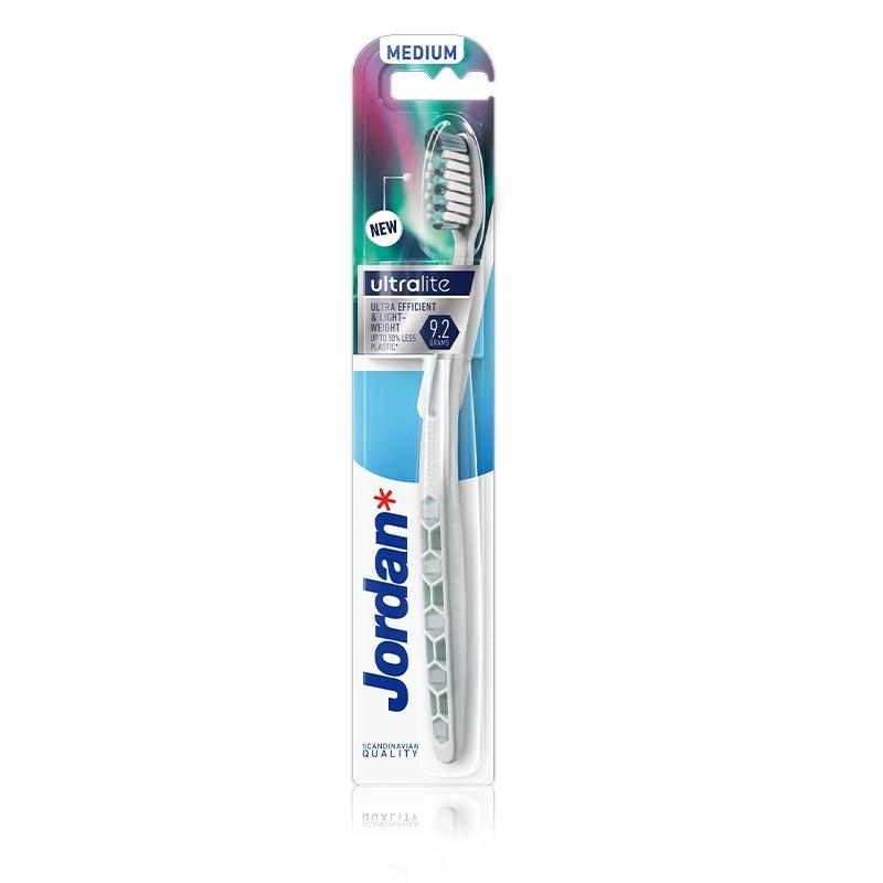 Οδοντόβουρτσα Jordan Ultralite (Medium) (1τεμ)