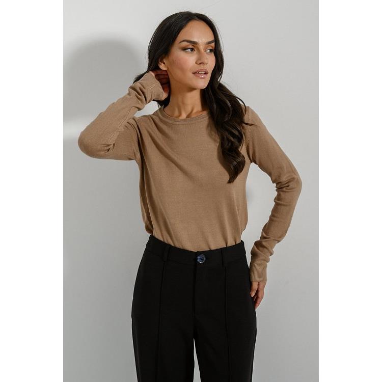 Basic πλεκτό με στρογγυλή λαιμόκοψη (D.BEIGE)
