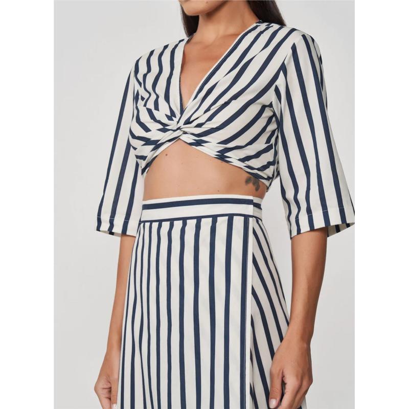 Colcci - BLUSA ESTAMPADA - 360118089 - VARIANTE C 341